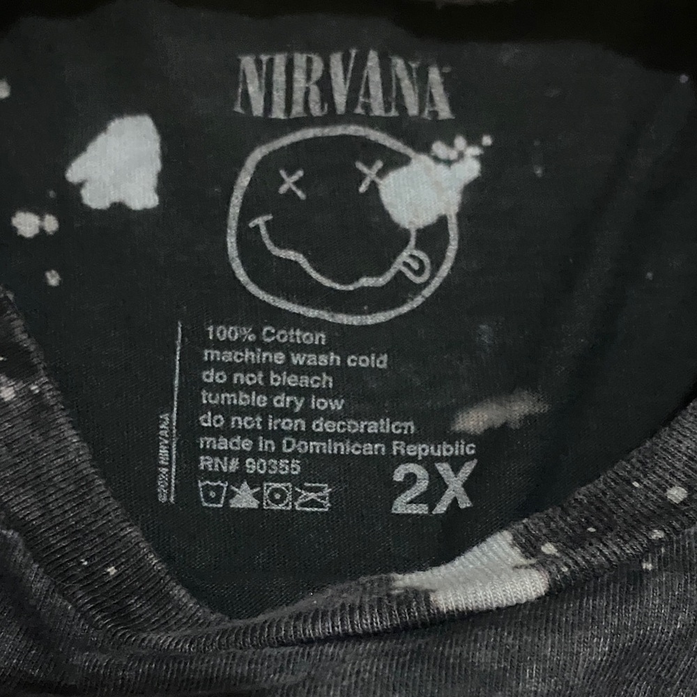 NIRVANA Custom Tee - Picture 3 of 4